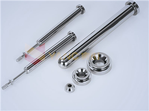 Dispensing piston for cell packaging